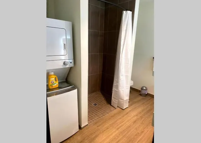 3e-*new* 5 Min To Upmc Shadyside, Sleeps 4 *