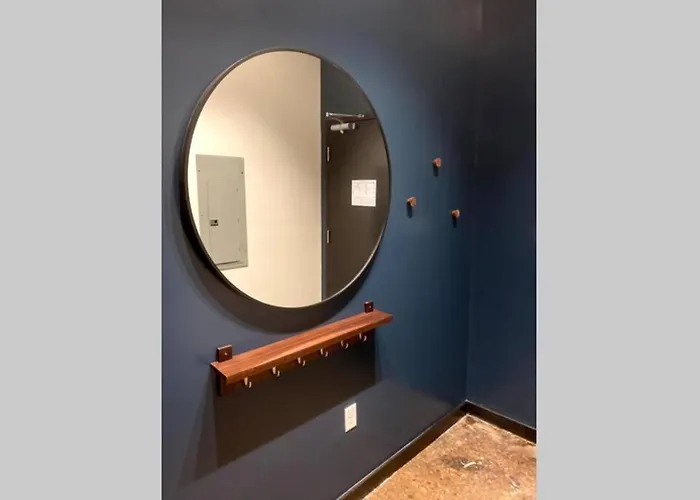 3e-*new* 5 Min To Upmc Shadyside, Sleeps 4 Apartment